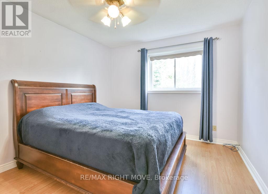 3811 Leo Crescent, Ramara, Ontario  L3V 0L1 - Photo 25 - S12885608