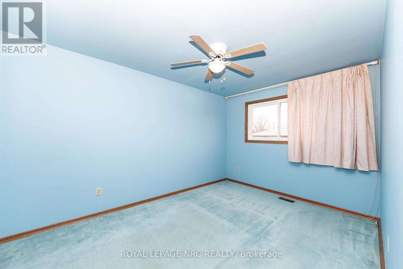 33 Strathmore Crescent, Welland, Ontario  L3B 1B8 - Photo 28 - X12885584