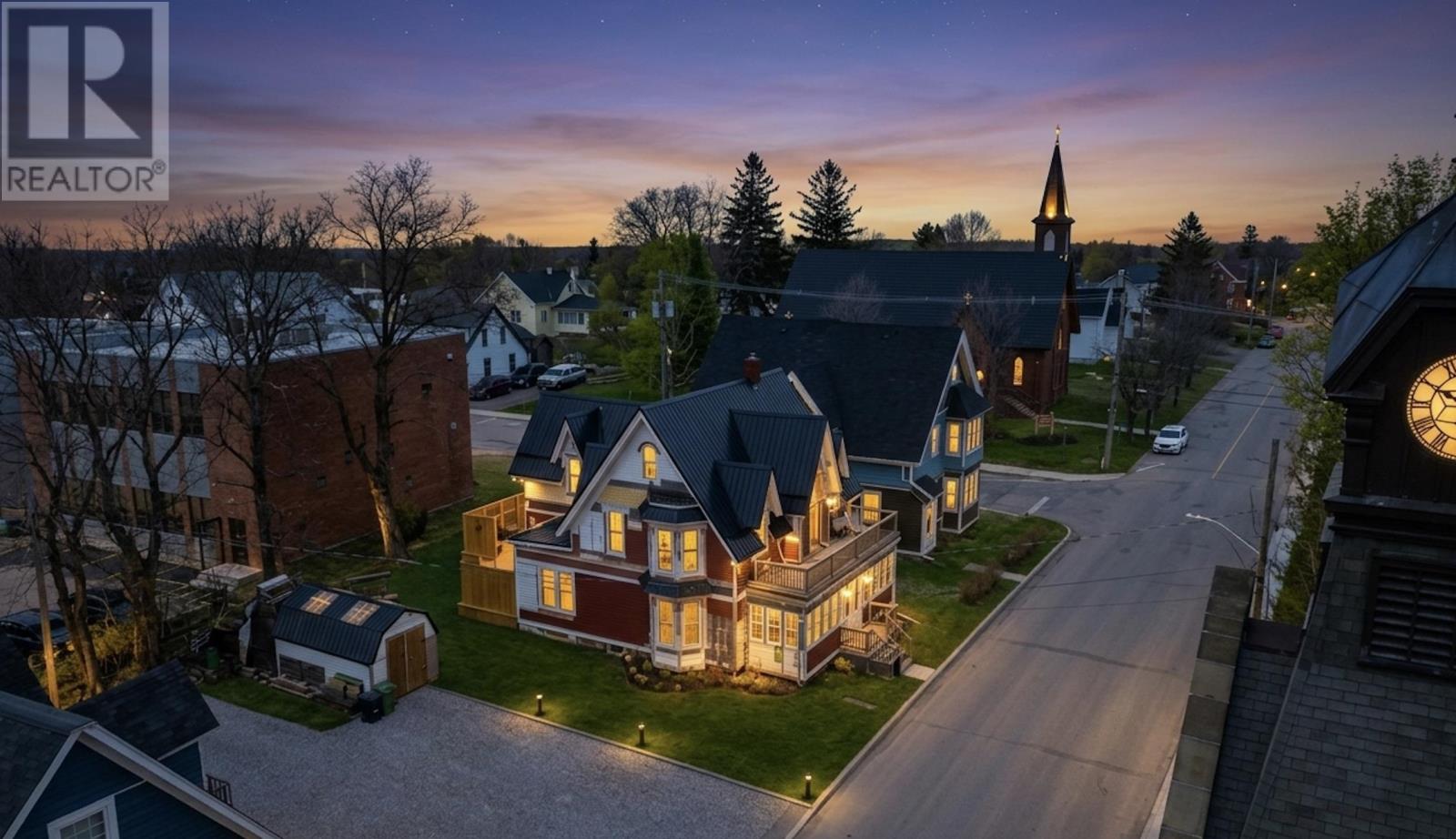 54 Summer Street, Summerside, Prince Edward Island  C1N 3H8 - Photo 2 - 202604606