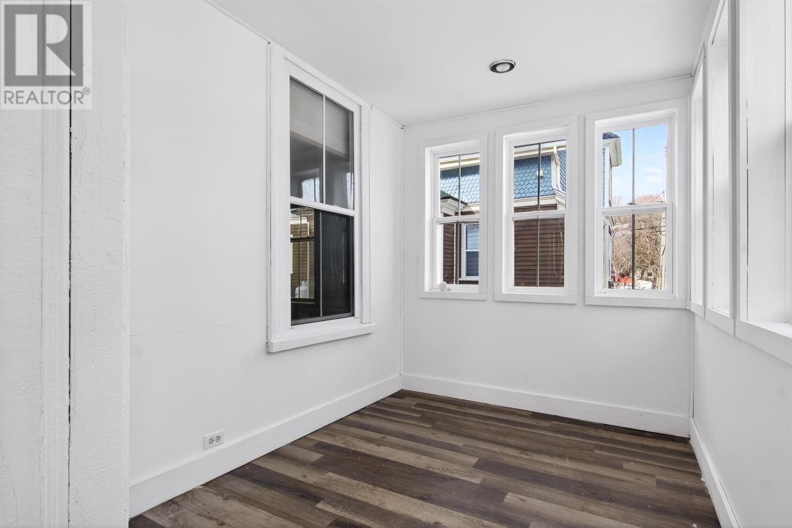 54 Summer Street, Summerside, Prince Edward Island  C1N 3H8 - Photo 5 - 202604606