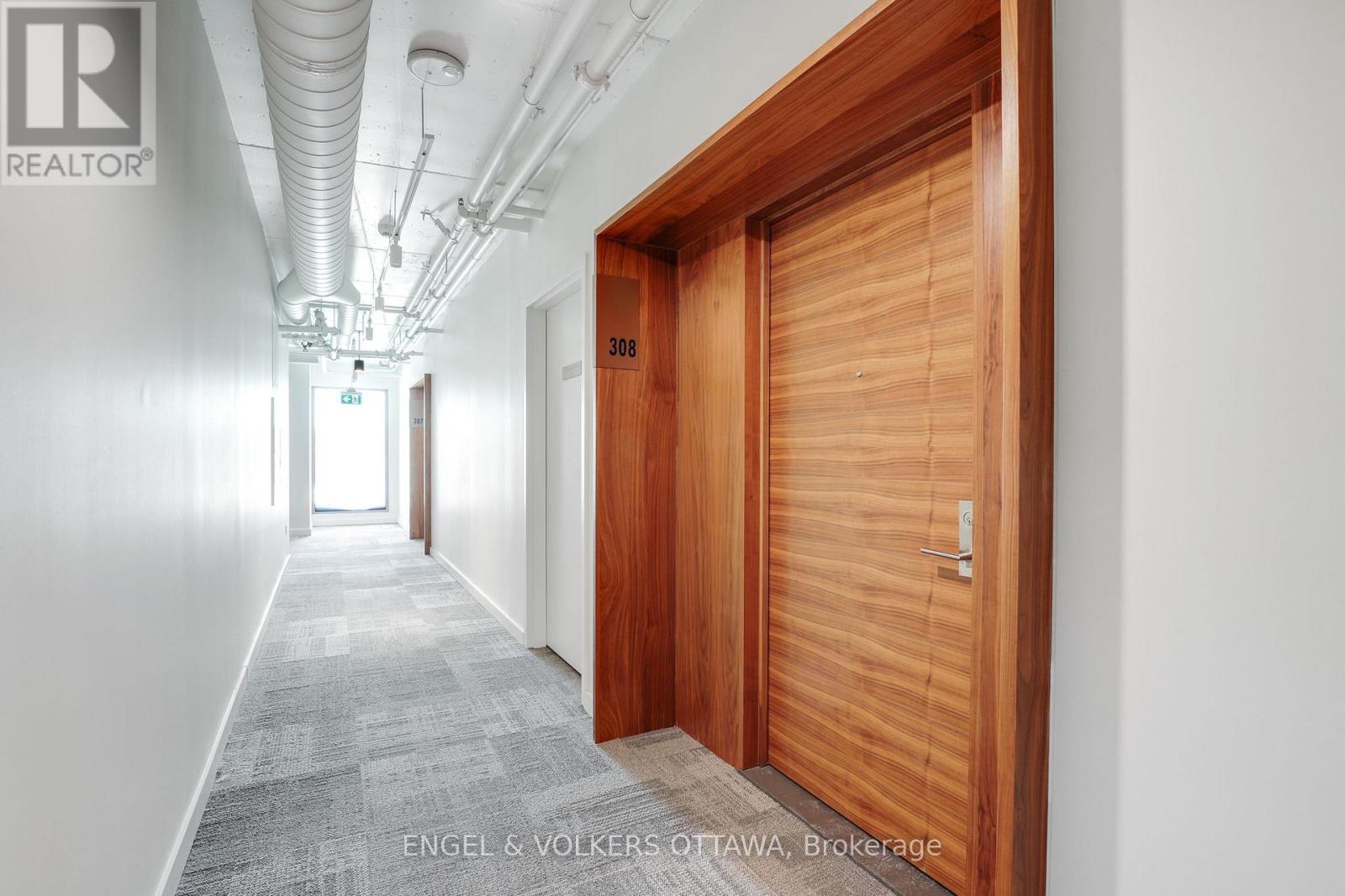 308 - 135 Barrette Street, Ottawa, Ontario  K1L 7Z9 - Photo 3 - X12795008