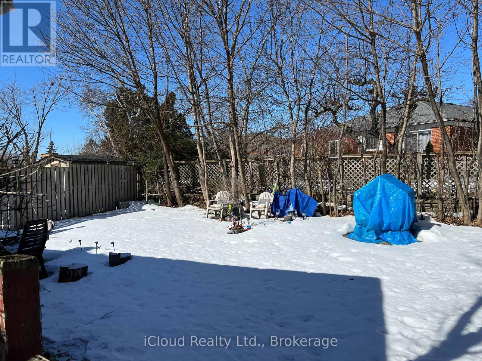 3587 Ashcroft Crescent, Mississauga, Ontario  L5C 2E6 - Photo 2 - W12885558