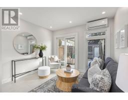 493 JANE STREET, Toronto, Ontario