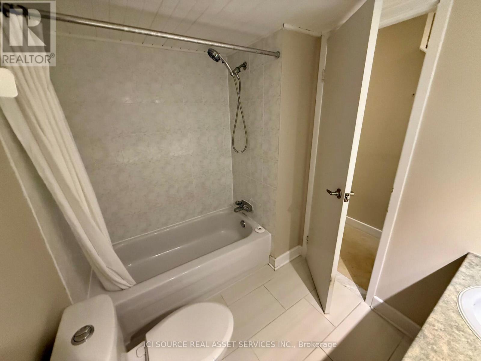 8 Blue Moon Private, Ottawa, Ontario  K1K 4K6 - Photo 13 - X12885572