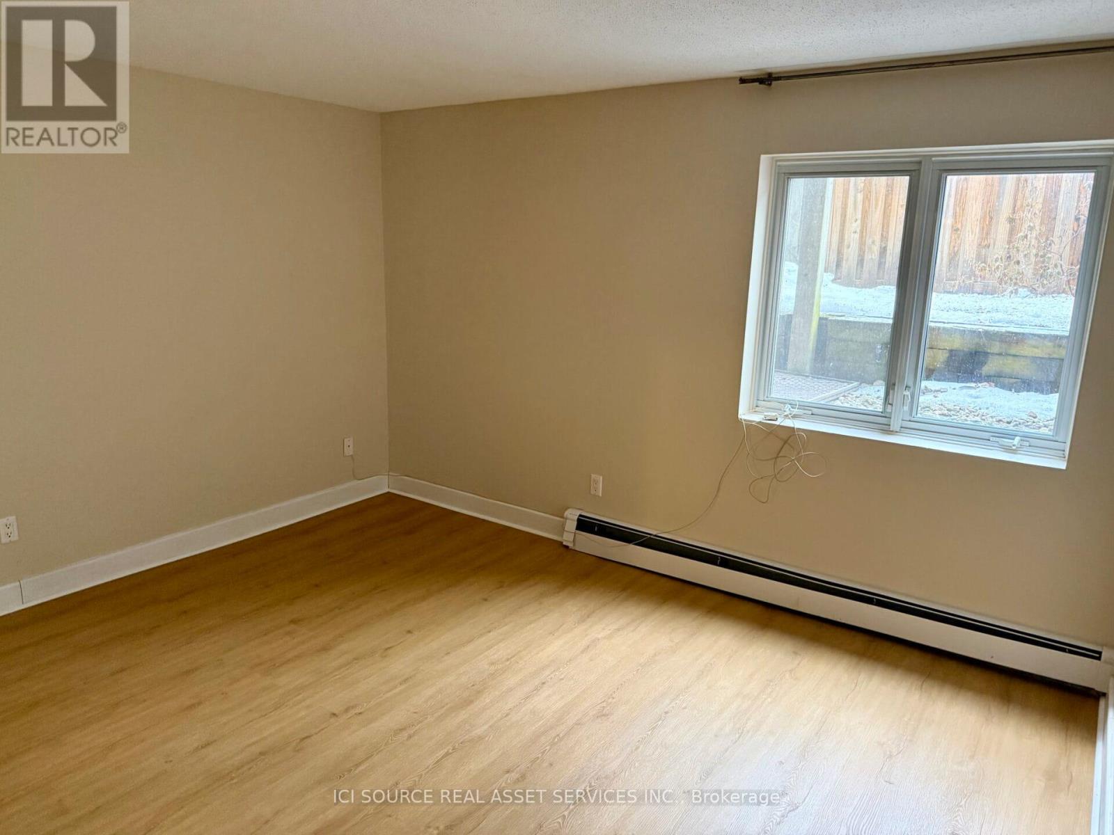 8 Blue Moon Private, Ottawa, Ontario  K1K 4K6 - Photo 8 - X12885572