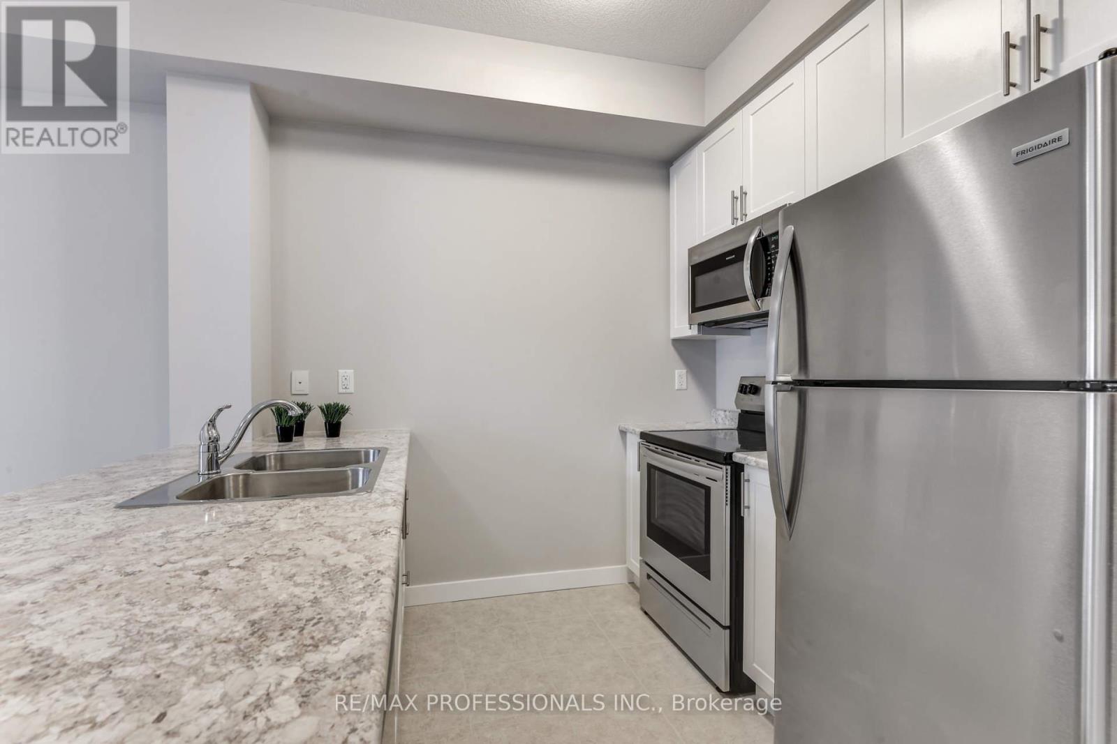 124 - 101 Shoreview Place, Hamilton, Ontario  L8E 0K2 - Photo 16 - X12885582