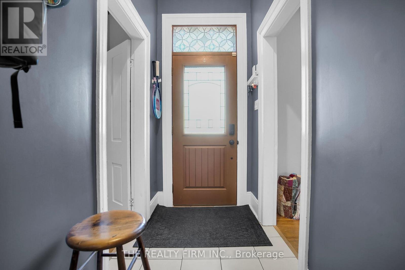 317 Simcoe Street, London East, Ontario  N6B 1J4 - Photo 5 - X12885628