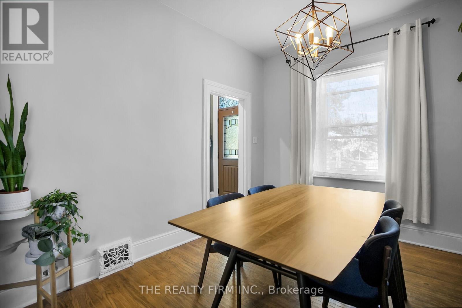 317 Simcoe Street, London East, Ontario  N6B 1J4 - Photo 7 - X12885628