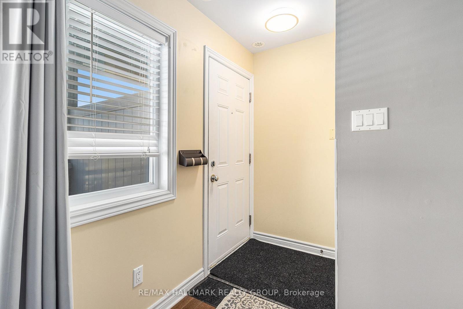 F - 920 White Alder Ave Avenue, Ottawa, Ontario  K1T 0R5 - Photo 11 - X12885634