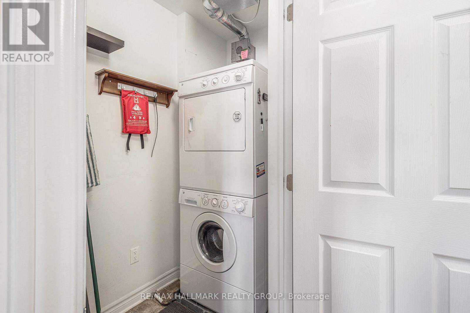 F - 920 White Alder Ave Avenue, Ottawa, Ontario  K1T 0R5 - Photo 12 - X12885634