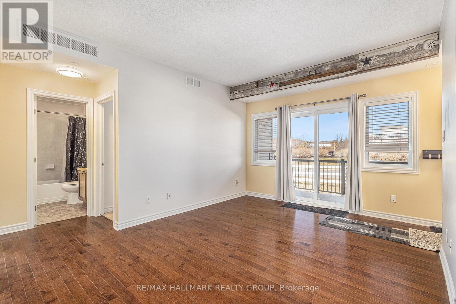 F - 920 White Alder Ave Avenue, Ottawa, Ontario  K1T 0R5 - Photo 4 - X12885634