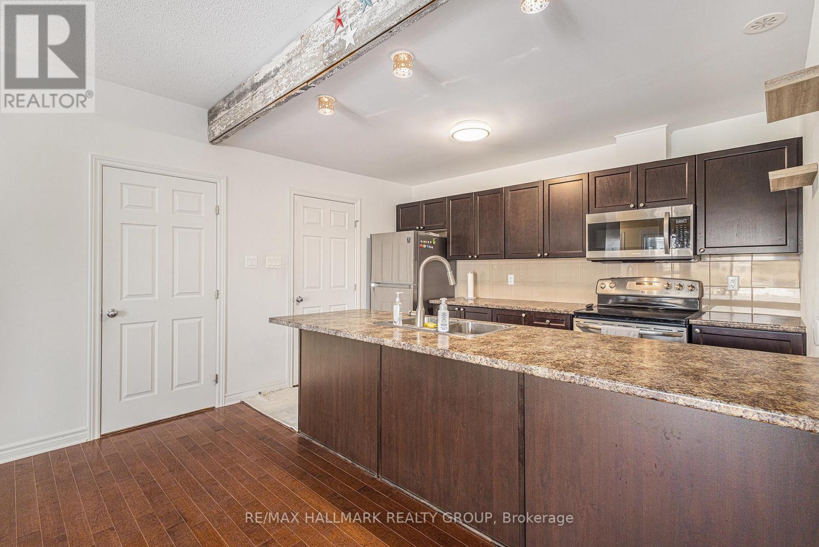 F - 920 White Alder Ave Avenue, Ottawa, Ontario  K1T 0R5 - Photo 6 - X12885634