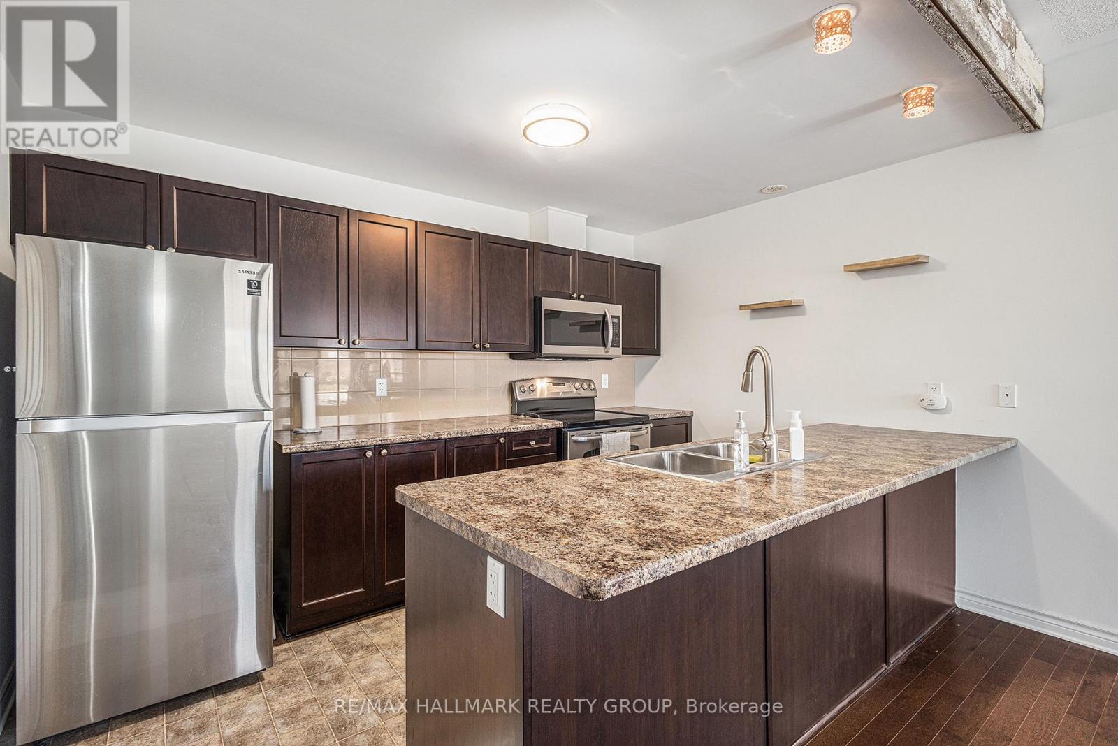 F - 920 White Alder Ave Avenue, Ottawa, Ontario  K1T 0R5 - Photo 7 - X12885634