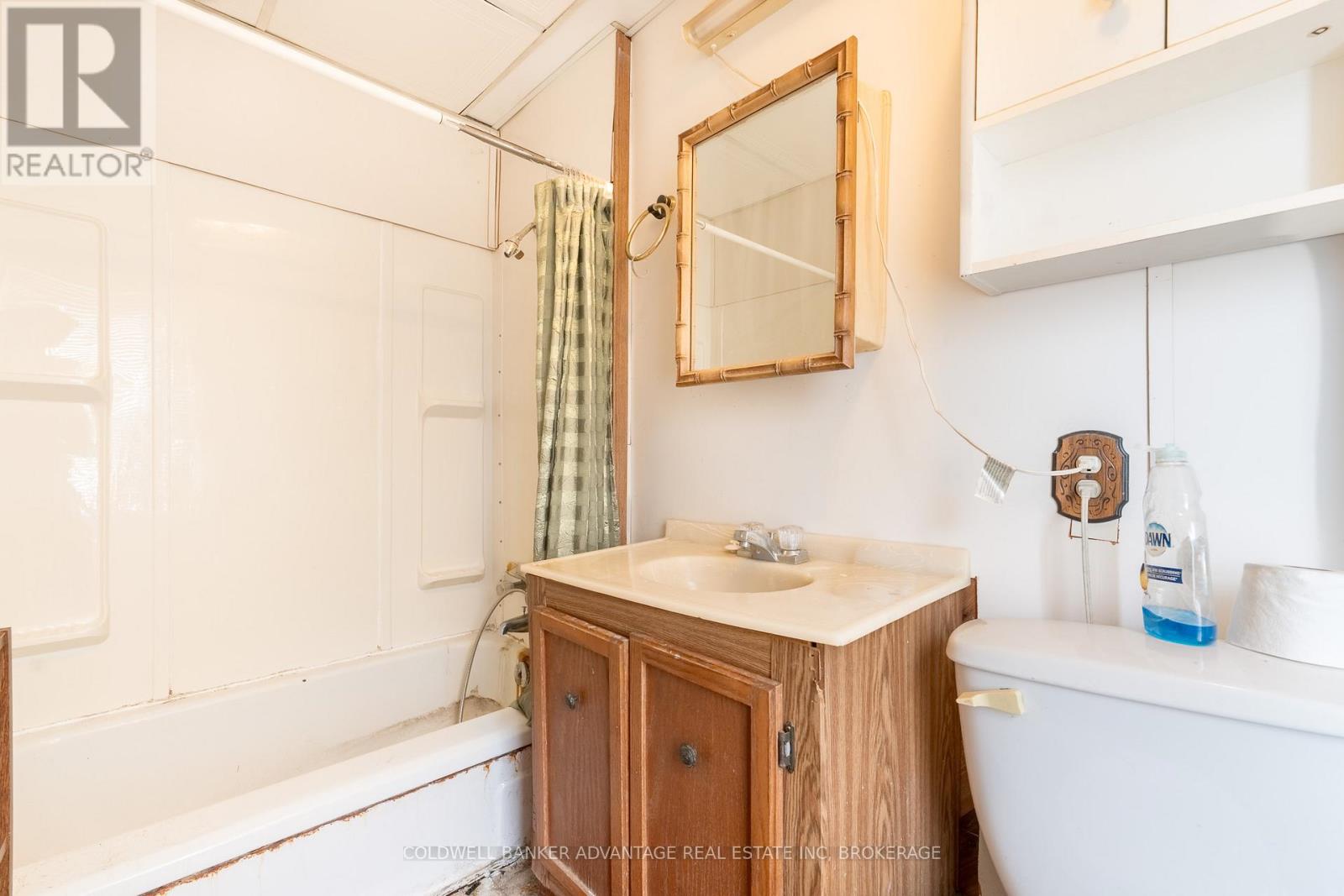 592 Fielden Avenue, Port Colborne, Ontario  L3K 4V4 - Photo 15 - X12885618