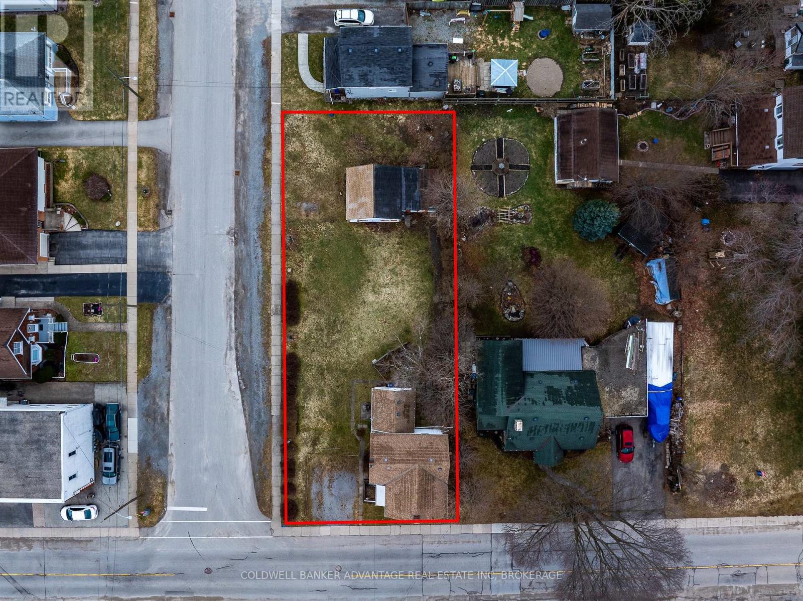 592 Fielden Avenue, Port Colborne, Ontario  L3K 4V4 - Photo 6 - X12885618