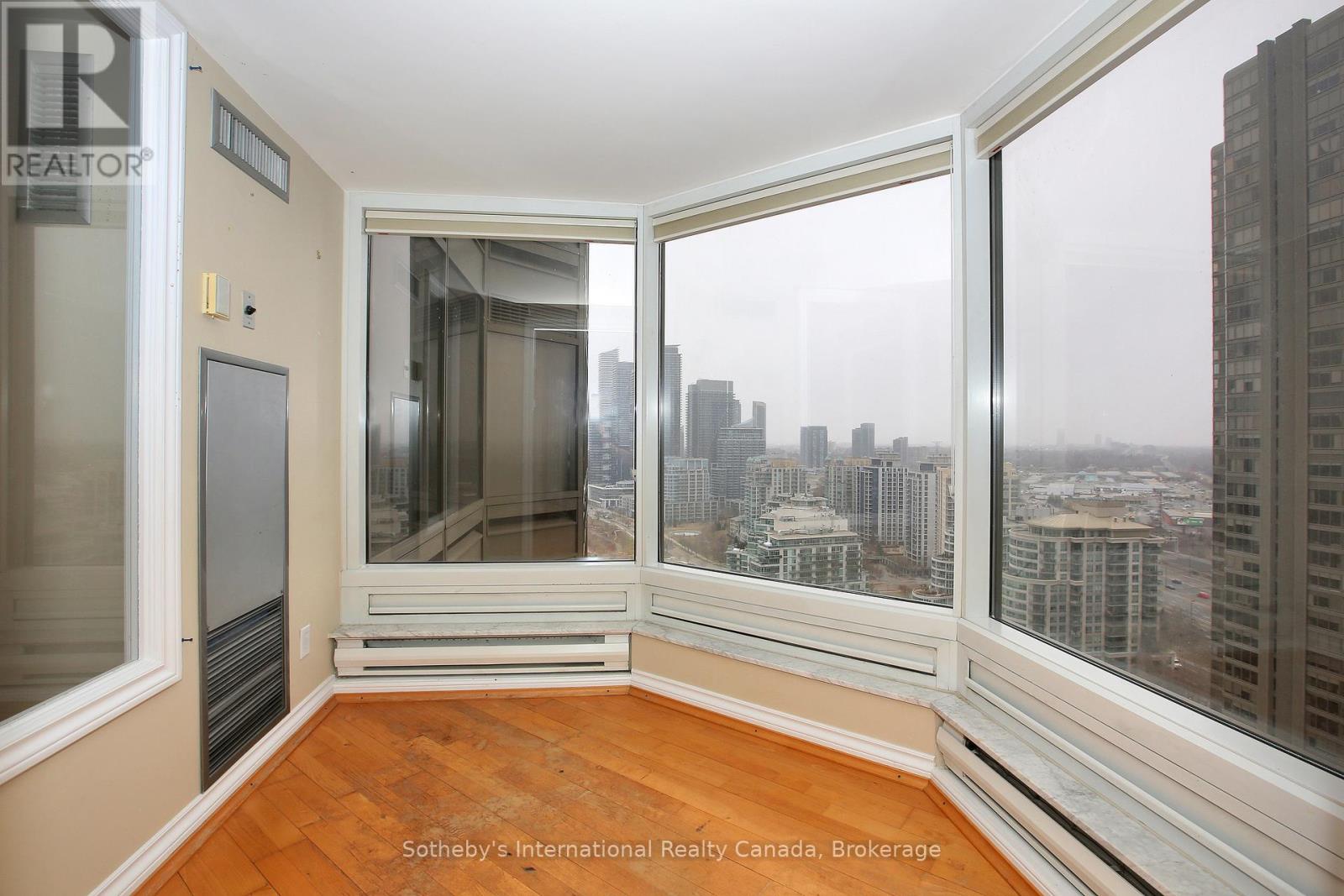 2808 - 1 Palace Pier Court, Toronto, Ontario M8V 3W9 - Photo 11 - W12885638