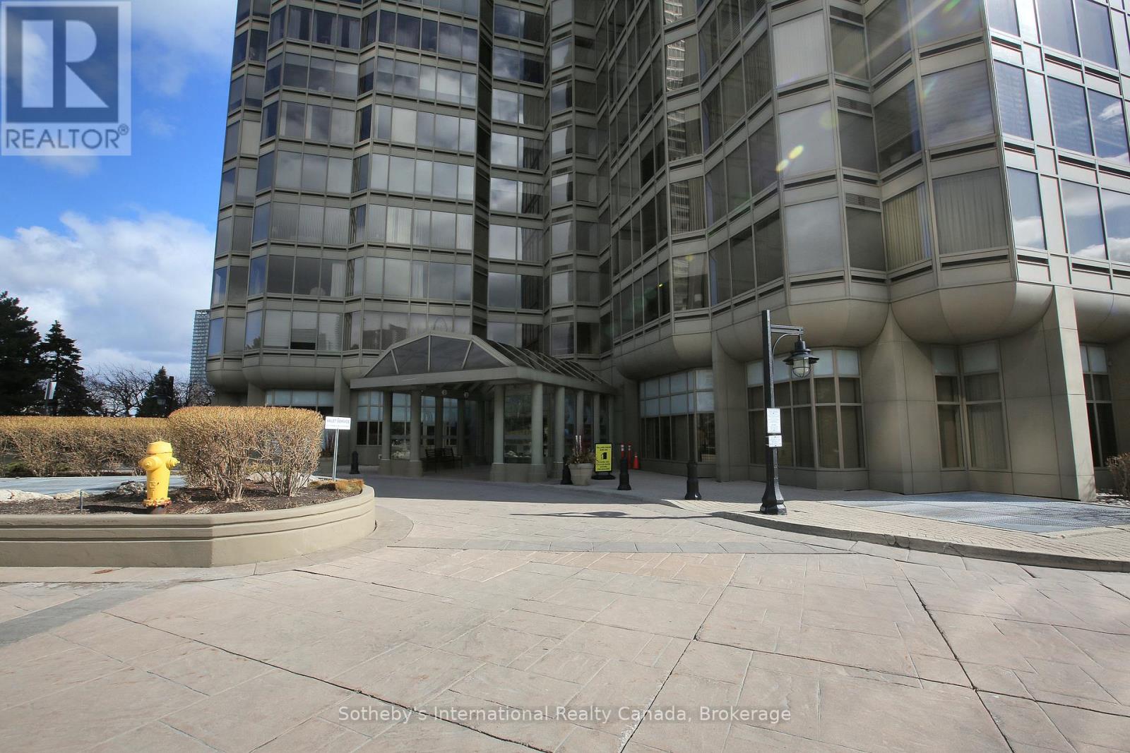 2808 - 1 Palace Pier Court, Toronto, Ontario M8V 3W9 - Photo 4 - W12885638
