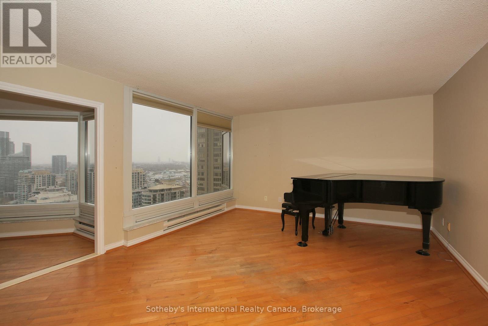 2808 - 1 Palace Pier Court, Toronto, Ontario M8V 3W9 - Photo 9 - W12885638