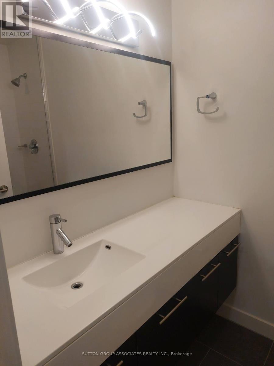 730 - 21 Nelson Street, Toronto, Ontario  M5V 3H9 - Photo 13 - C12885616