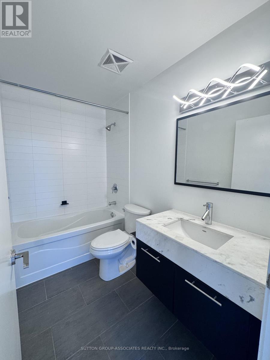 730 - 21 Nelson Street, Toronto, Ontario  M5V 3H9 - Photo 9 - C12885616