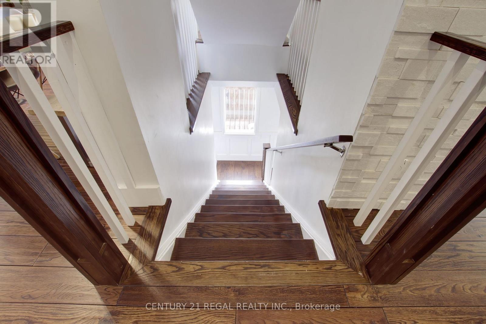 48 Michener Court, Toronto (Niagara), Ontario  M6J 3R6 - Photo 13 - C12885642