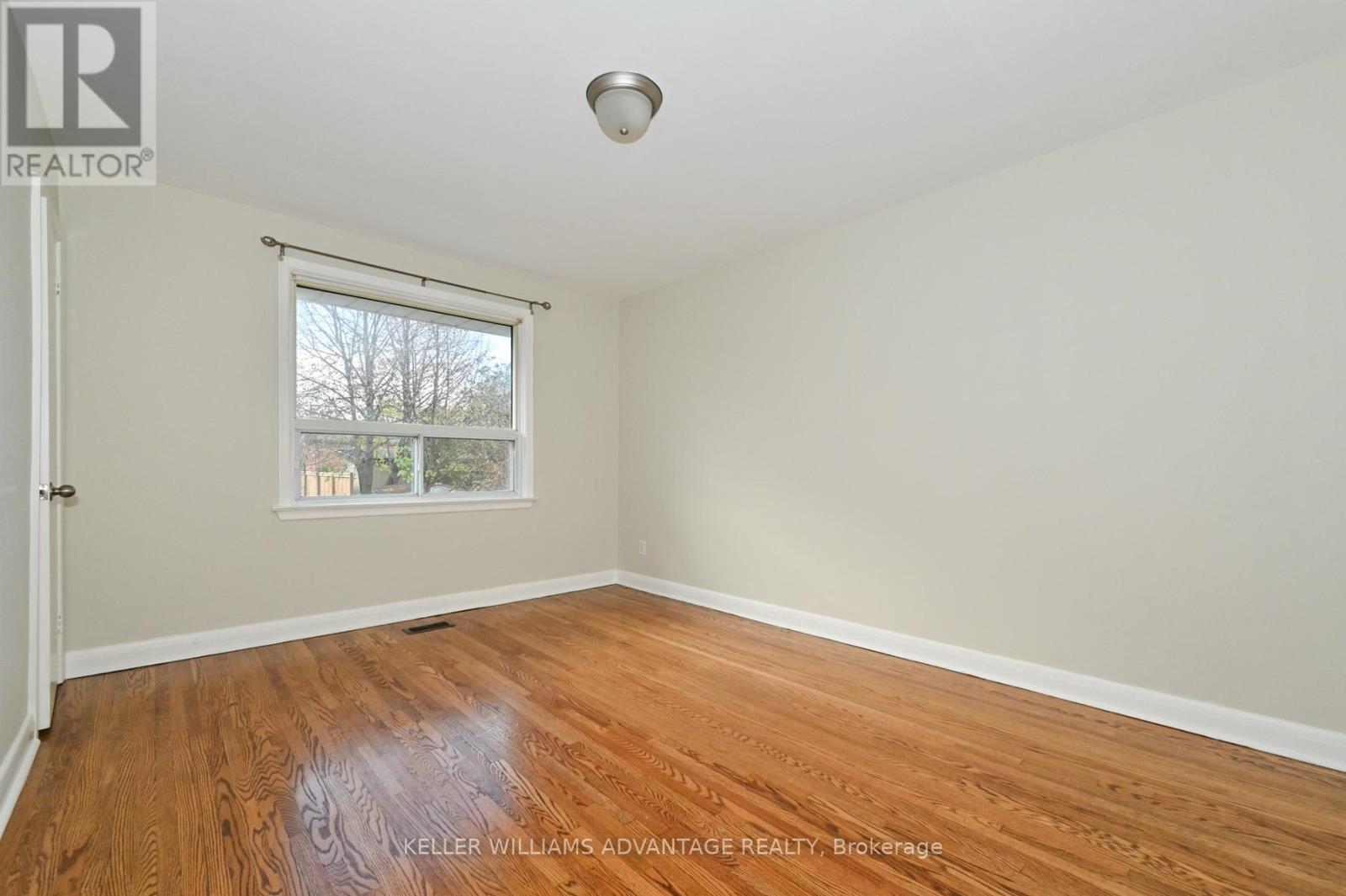 88 Wexford Boulevard, Toronto, Ontario  M1R 1L6 - Photo 9 - E12885626