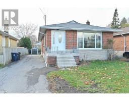 88 WEXFORD BOULEVARD, Toronto, Ontario