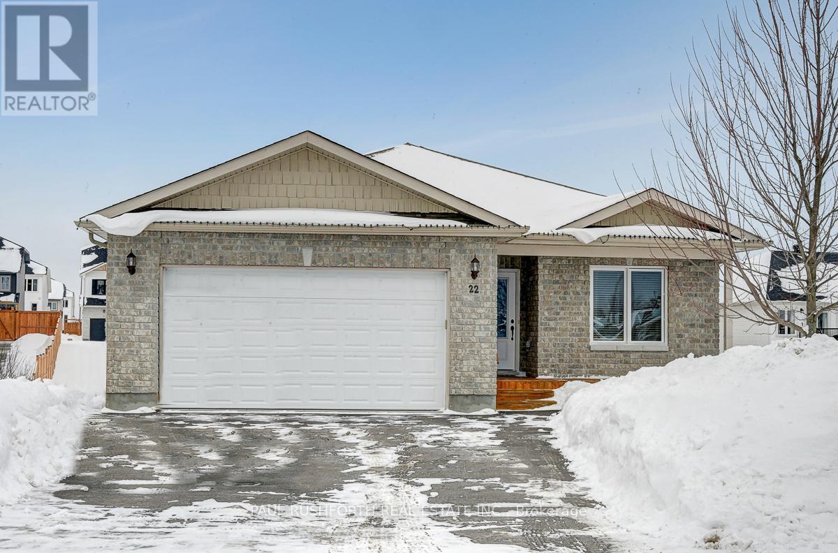 22 CODE CRESCENT, Smiths Falls, Ontario