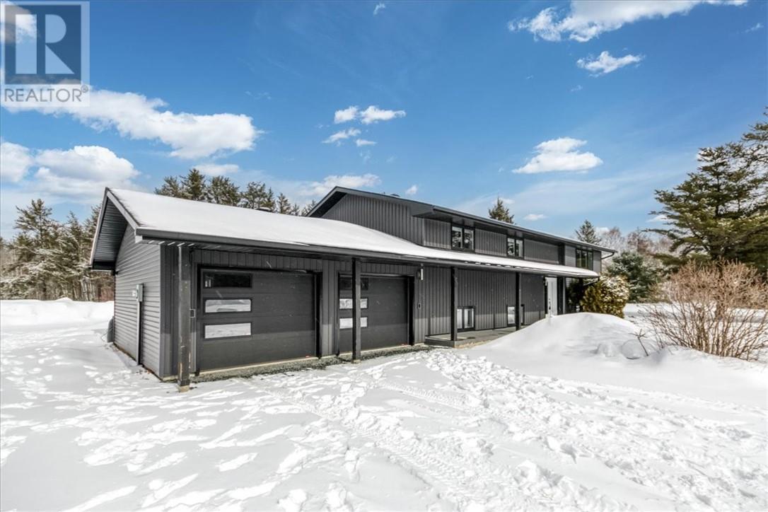 286 Guenette Drive, Hanmer, Ontario  P3P 1V3 - Photo 2 - 2126778