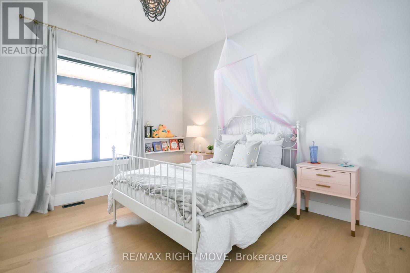 1366 Cambrian Road, Severn, Ontario  L3V 0W5 - Photo 21 - S12885636