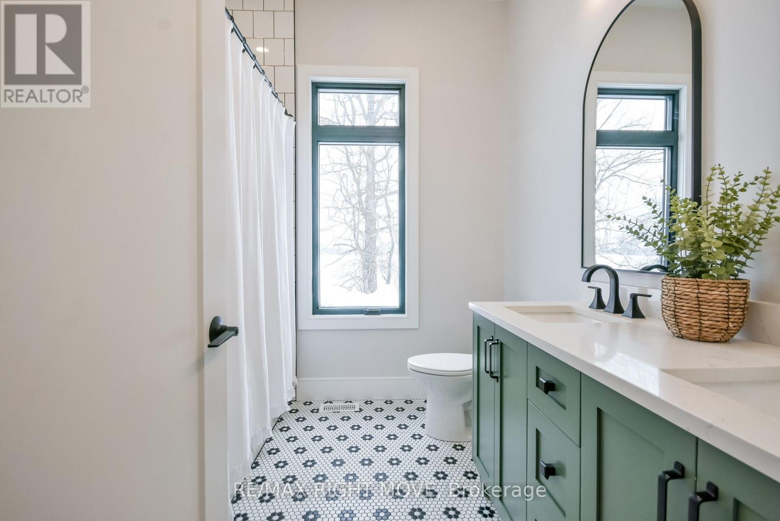 1366 Cambrian Road, Severn, Ontario  L3V 0W5 - Photo 25 - S12885636