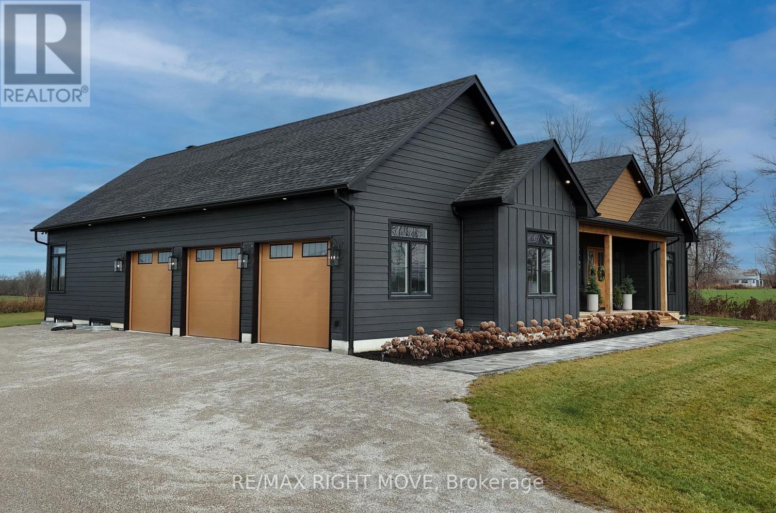 1366 Cambrian Road, Severn, Ontario  L3V 0W5 - Photo 36 - S12885636