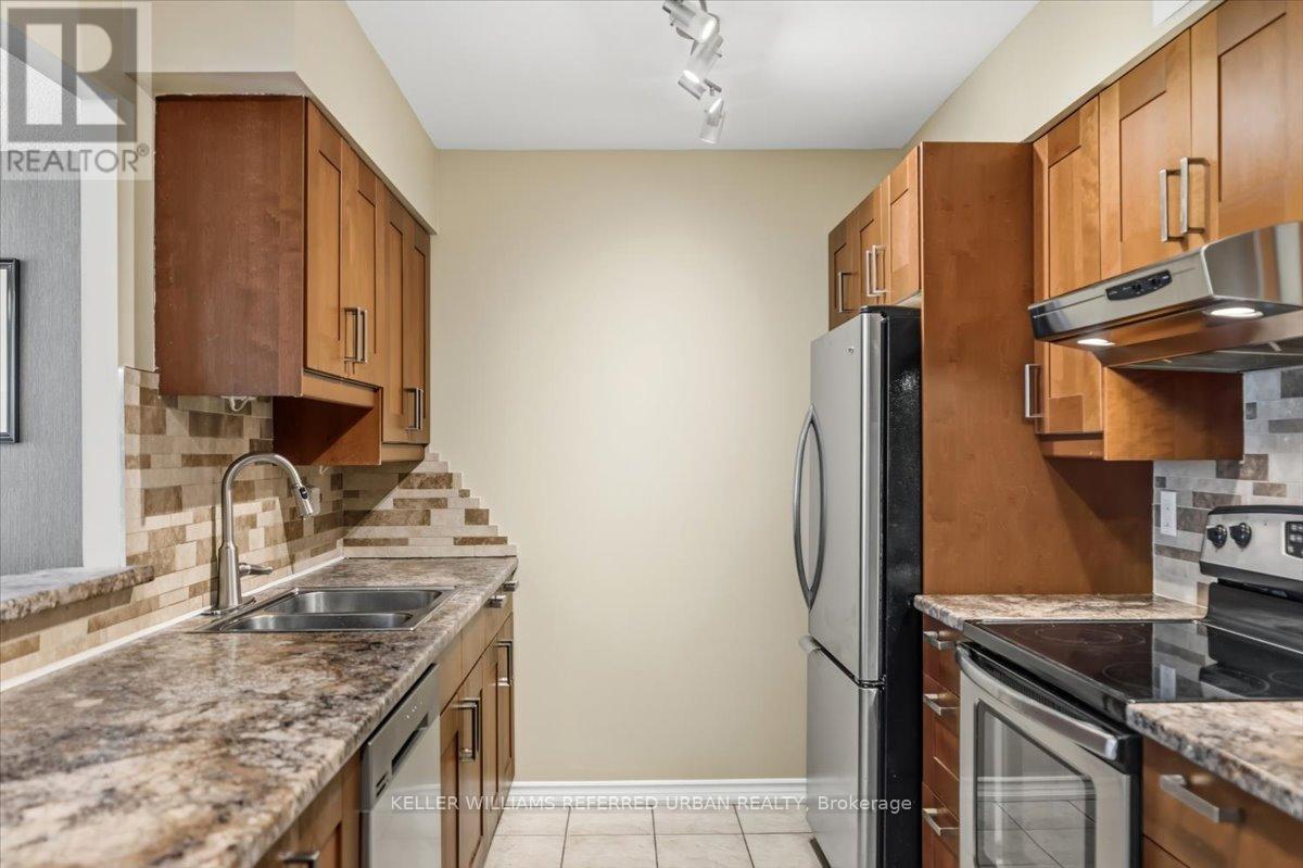 910 - 55 Elm Drive W, Mississauga, Ontario  L5B 3Z3 - Photo 13 - W12885612