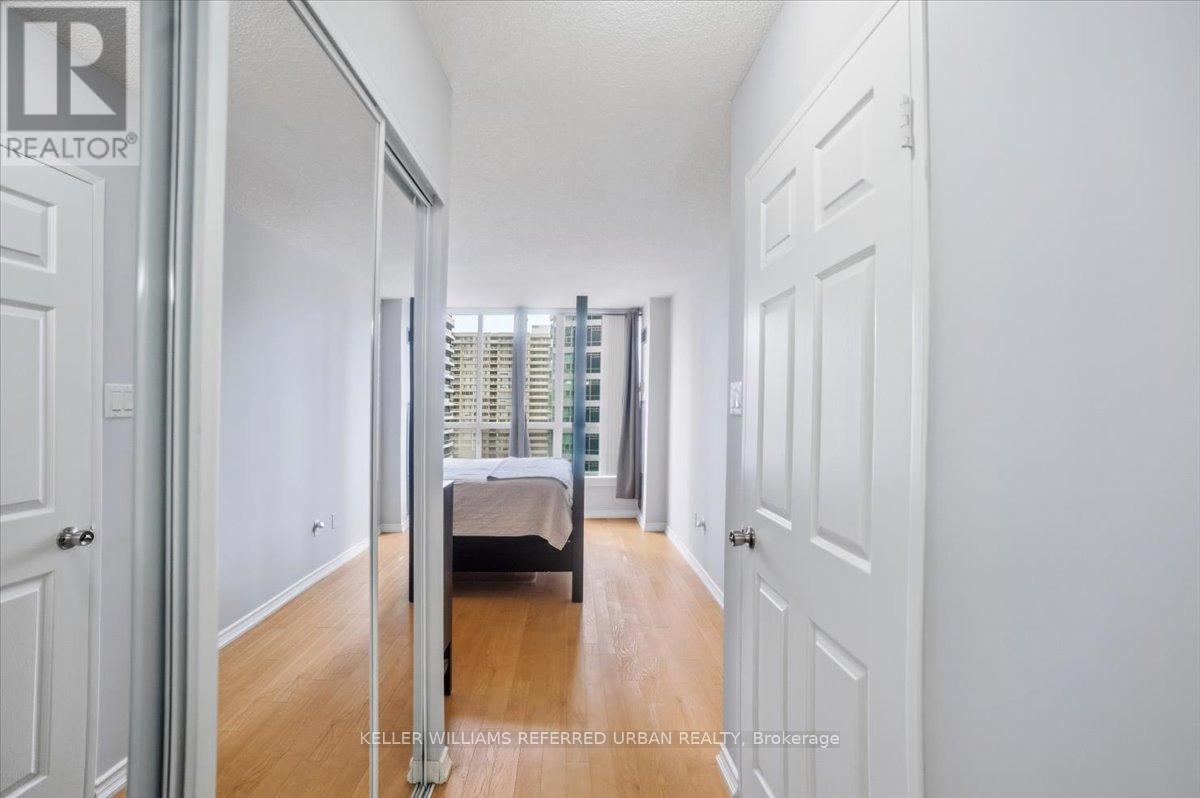 910 - 55 Elm Drive W, Mississauga, Ontario  L5B 3Z3 - Photo 21 - W12885612