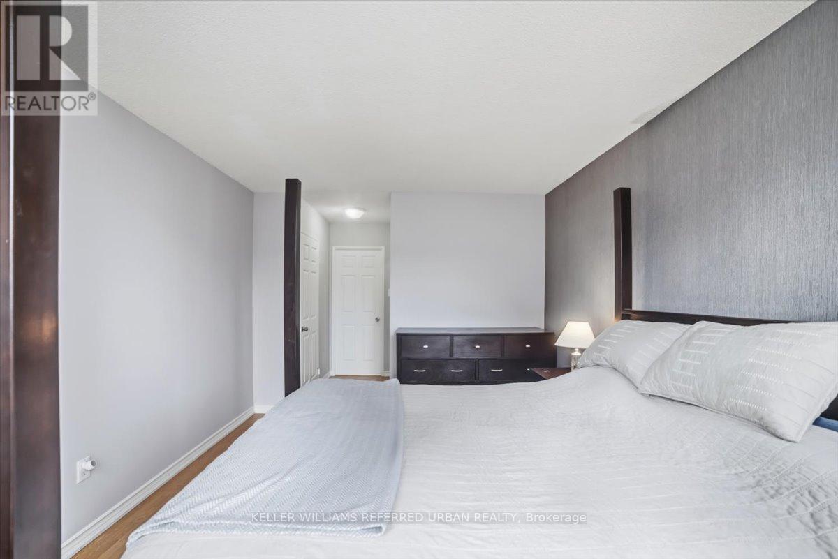 910 - 55 Elm Drive W, Mississauga, Ontario  L5B 3Z3 - Photo 23 - W12885612