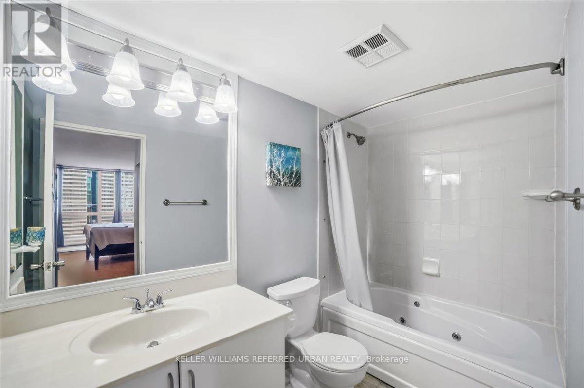 910 - 55 Elm Drive W, Mississauga, Ontario  L5B 3Z3 - Photo 24 - W12885612