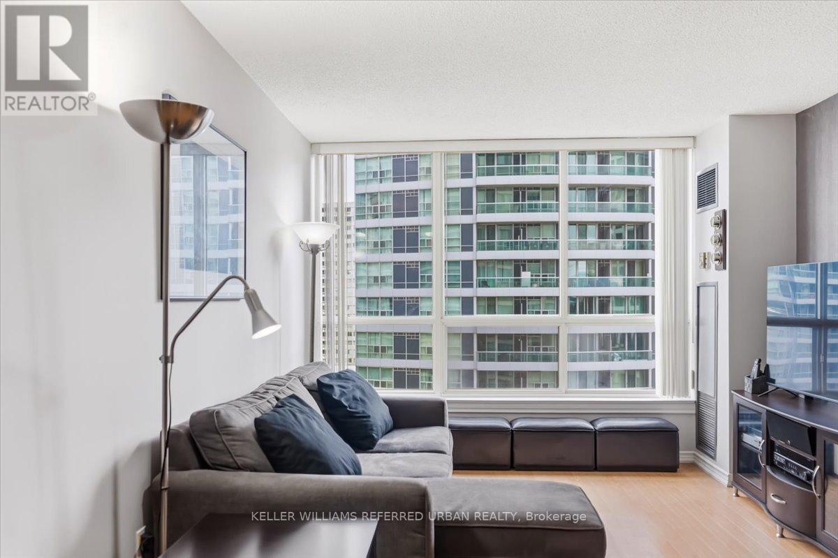 910 - 55 Elm Drive W, Mississauga, Ontario  L5B 3Z3 - Photo 4 - W12885612