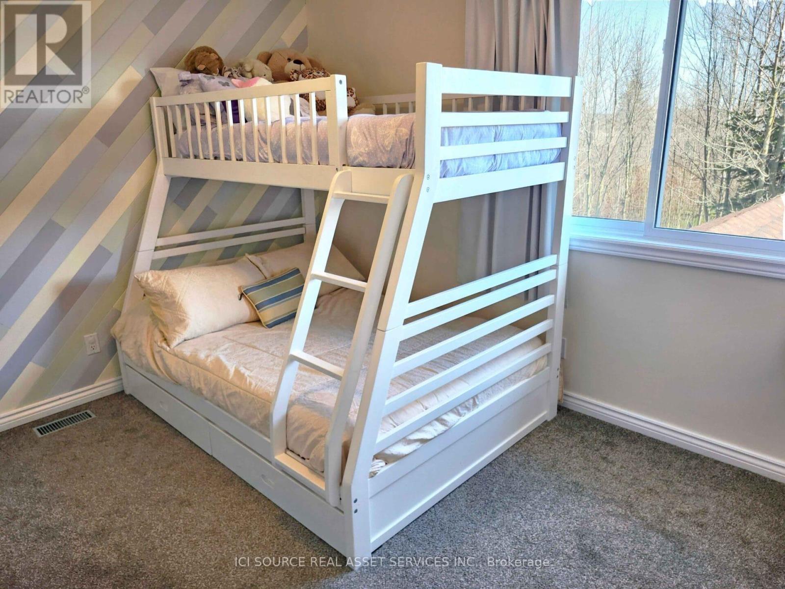 Unknown Address, ,    - Photo 17 - X12885624