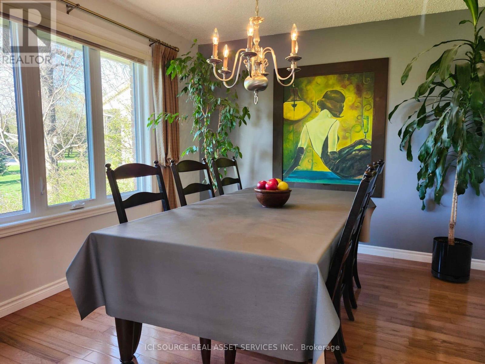 Unknown Address, ,    - Photo 21 - X12885624