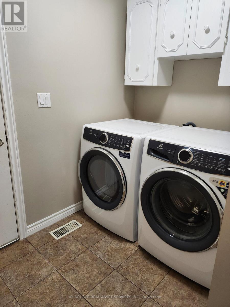 Unknown Address, ,    - Photo 26 - X12885624