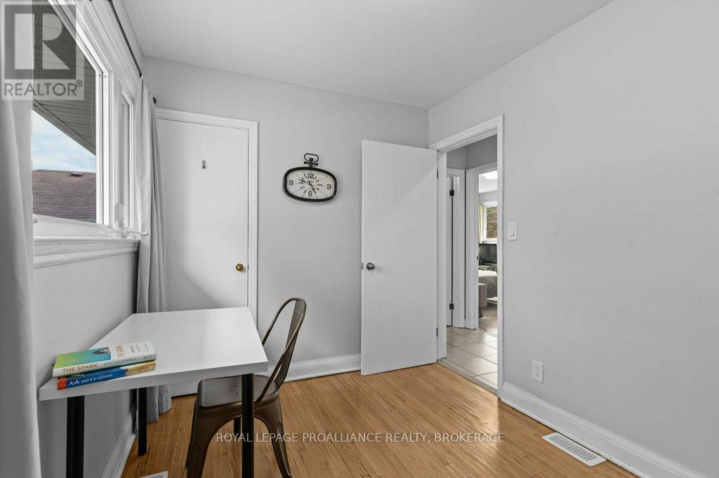 168 Avenue Road, Kingston, Ontario  K7M 1C5 - Photo 14 - X12770722