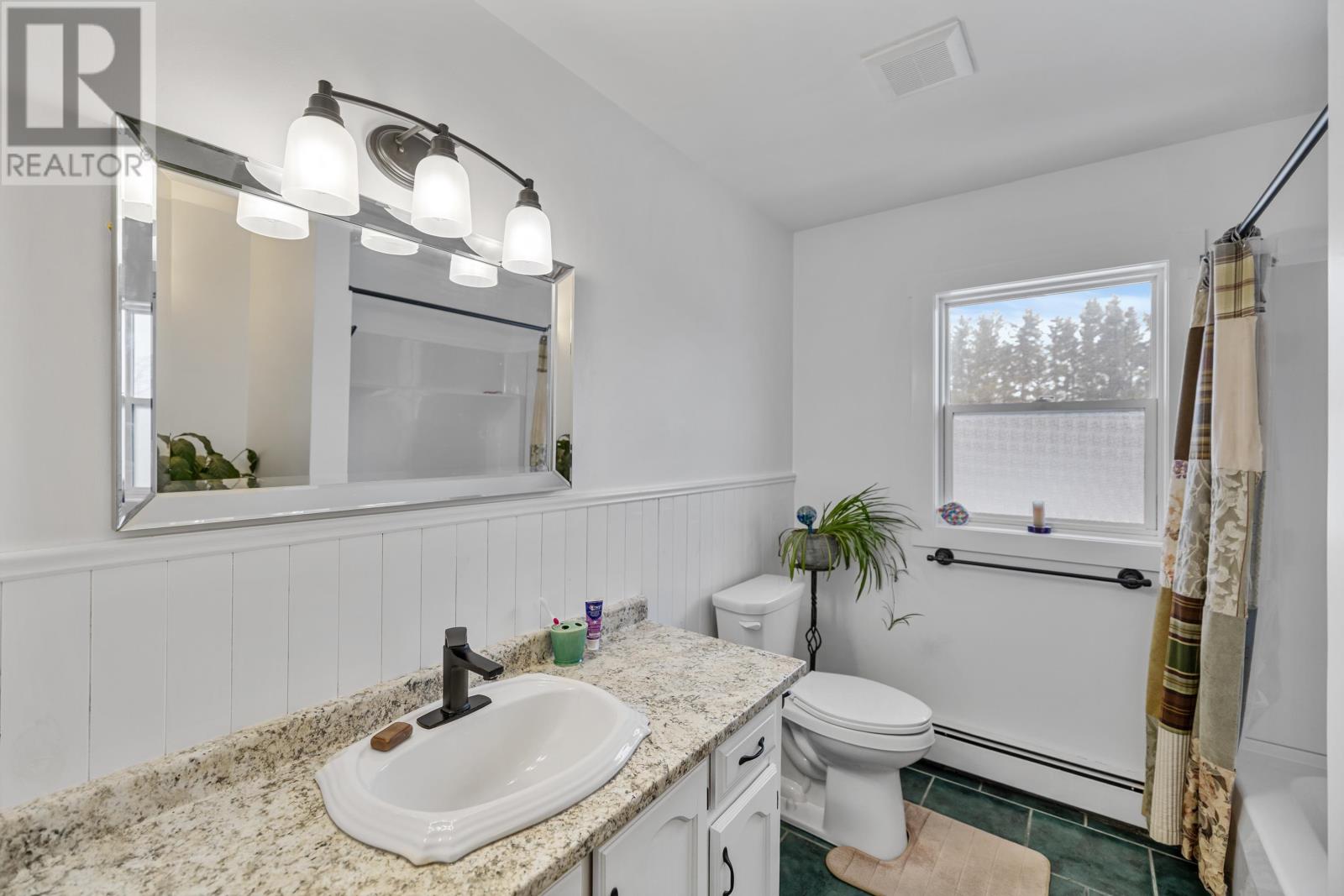 37 Robertson Road, East Royalty, Prince Edward Island  C1C 1K6 - Photo 17 - 202604608