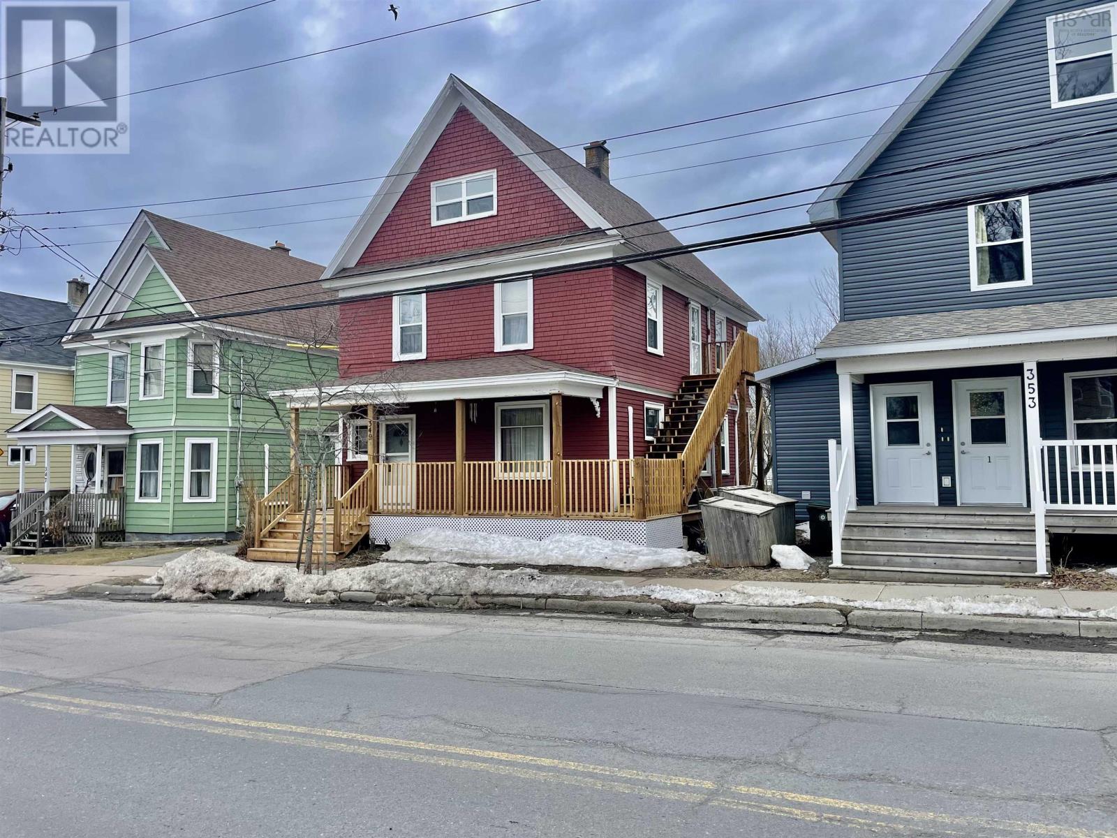 349 Townsend Street, Sydney, Nova Scotia  B1P 5G1 - Photo 3 - 202604595