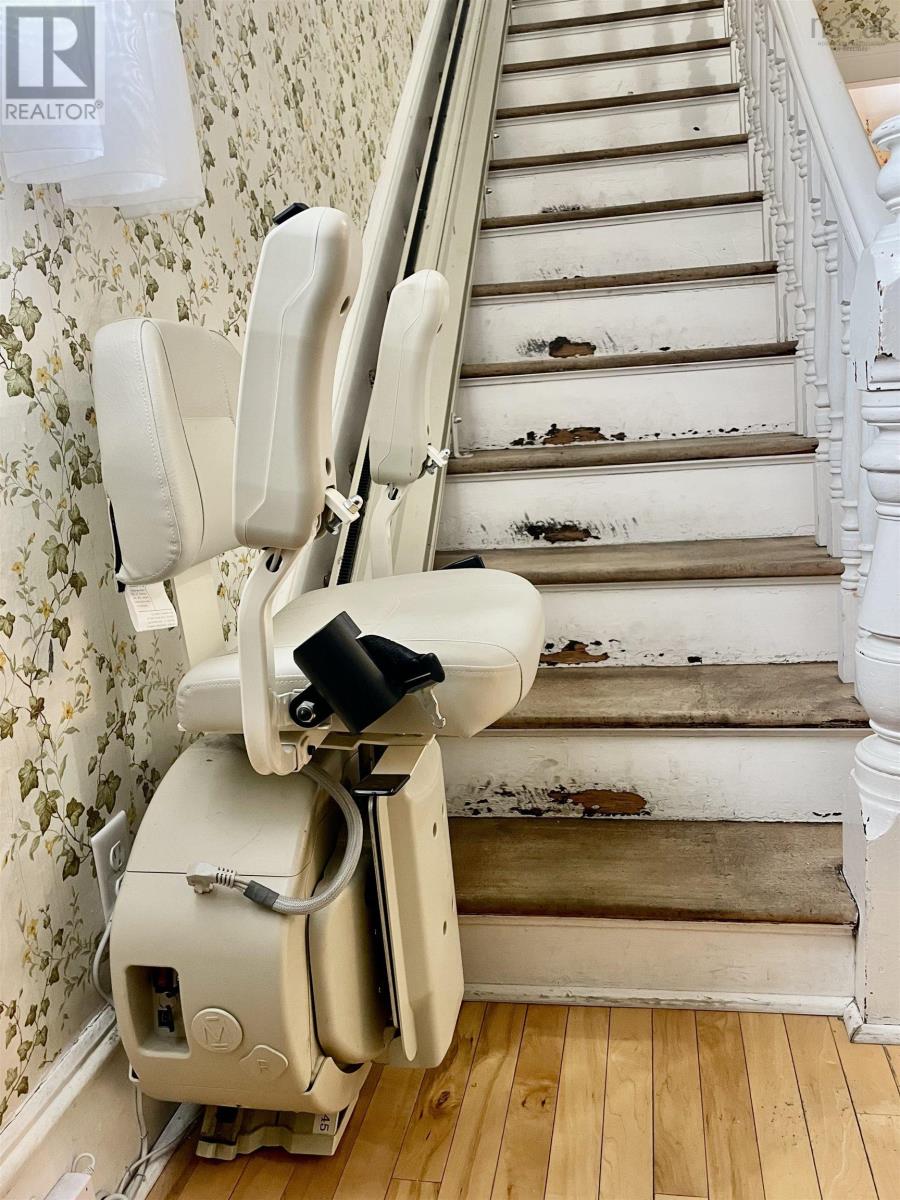 349 Townsend Street, Sydney, Nova Scotia  B1P 5G1 - Photo 6 - 202604595