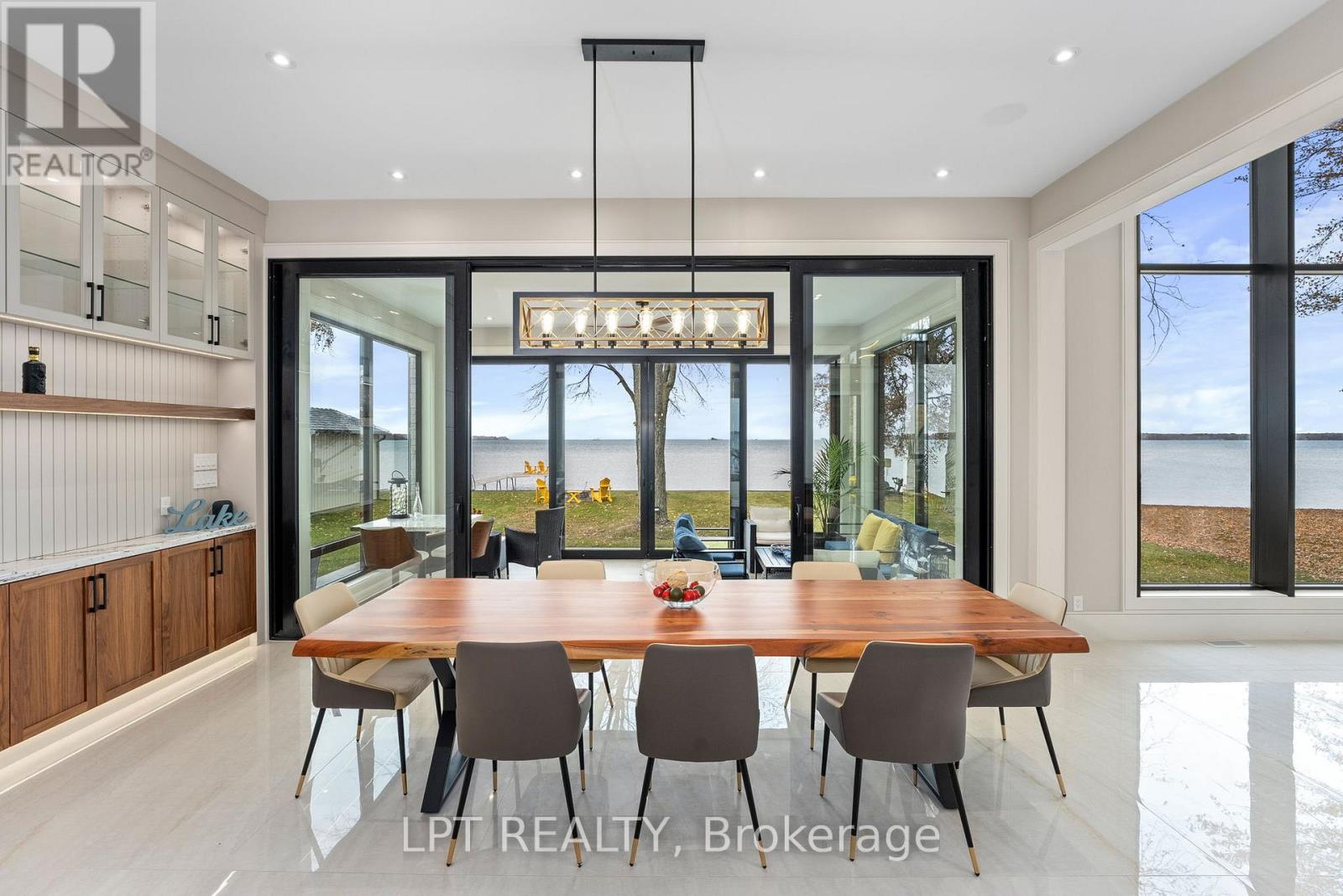 98 Mcrae Beach Road S, Georgina, Ontario  L0E 1N0 - Photo 13 - N12479928