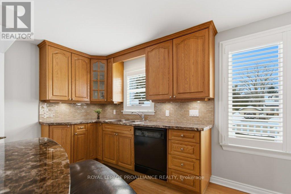 119 Lemoine Street, Belleville, Ontario  K8P 4G8 - Photo 12 - X12828736