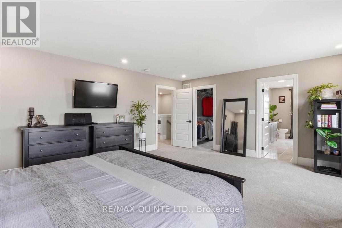 5 Allen Street, Prince Edward County, Ontario  K0K 2T0 - Photo 20 - X12885676