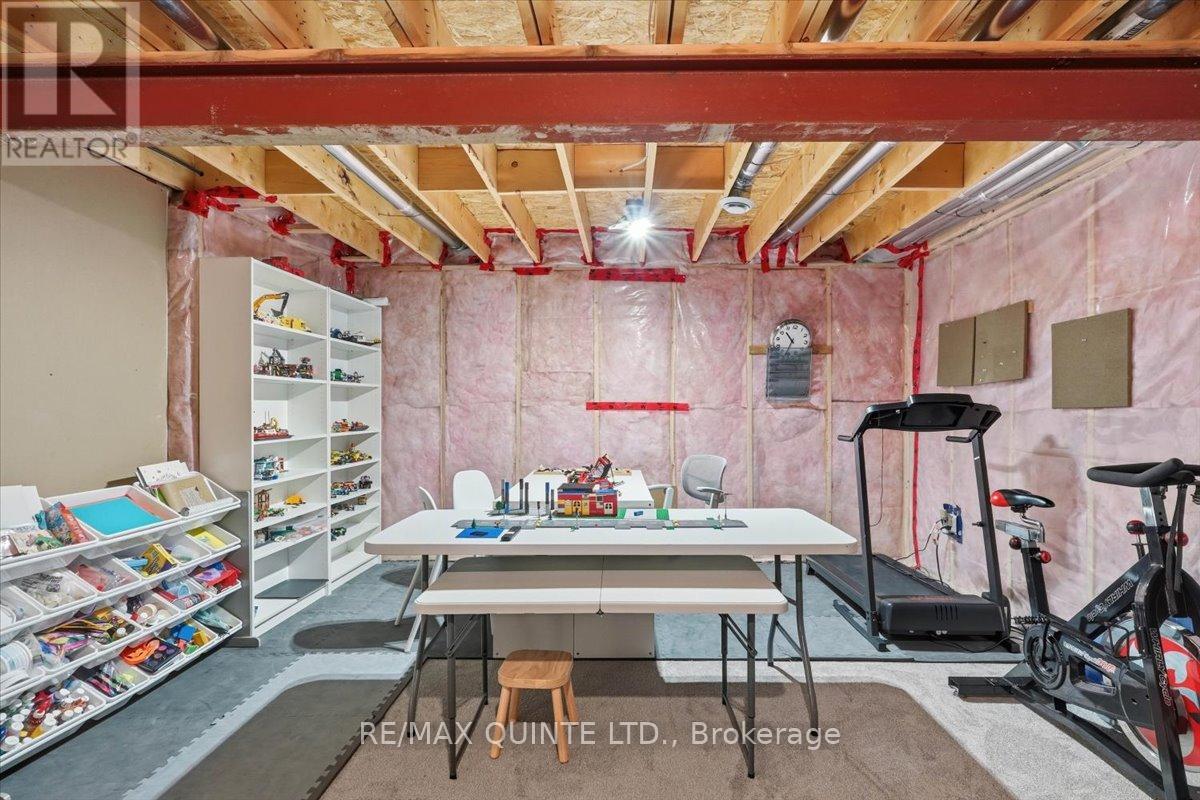 5 Allen Street, Prince Edward County, Ontario  K0K 2T0 - Photo 31 - X12885676