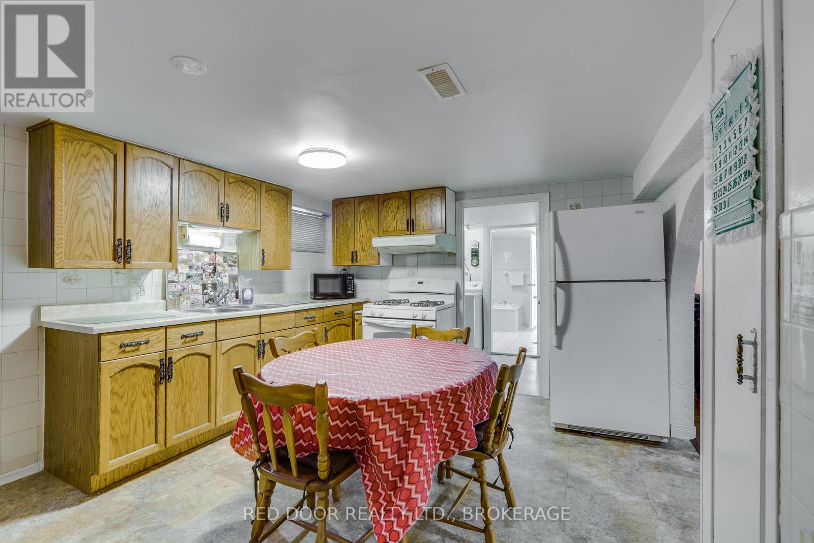 234 Manitoulin Drive, London East, Ontario  N5W 1M7 - Photo 19 - X12885710