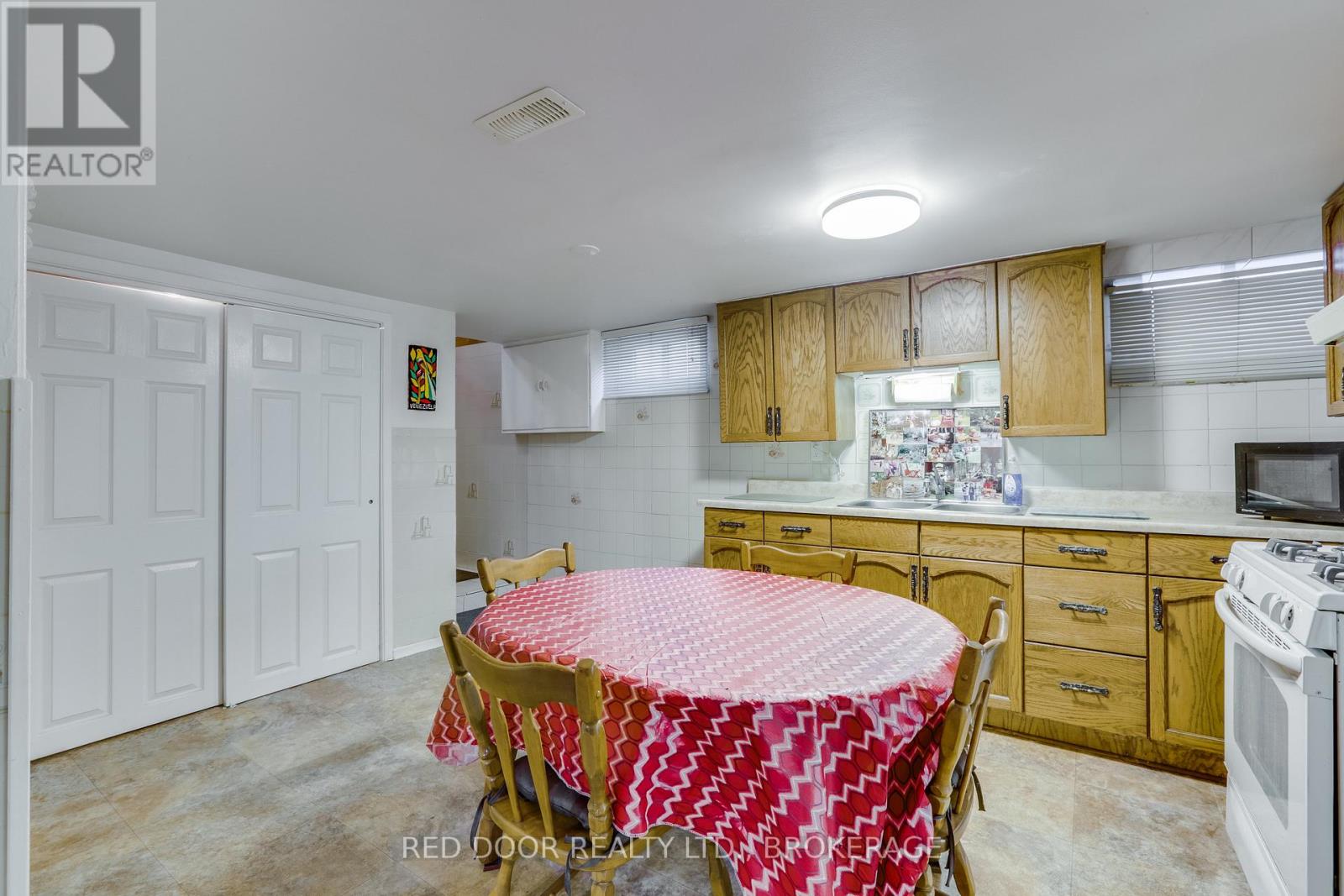 234 Manitoulin Drive, London East, Ontario  N5W 1M7 - Photo 20 - X12885710